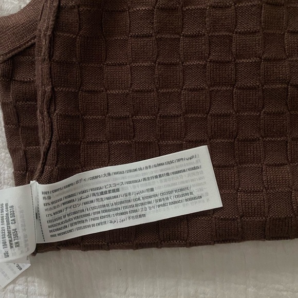 Abercrombie & Fitch Scoop Neck Tank Top, XS, NWT - Picture 4 of 4